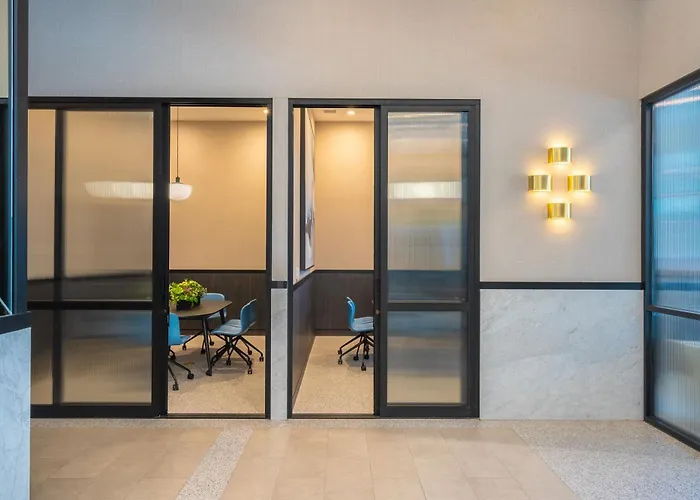 Level Long Beach - East Village